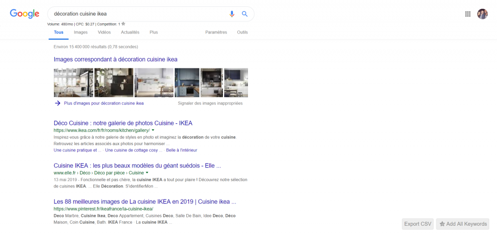 À la requête « décoration cuisine ikea », nous pouvons voir que Google affiche en premier lieu des sites comportant ces termes.