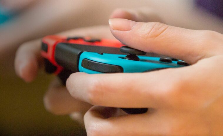 Comment jouer à la switch avec un casque ?