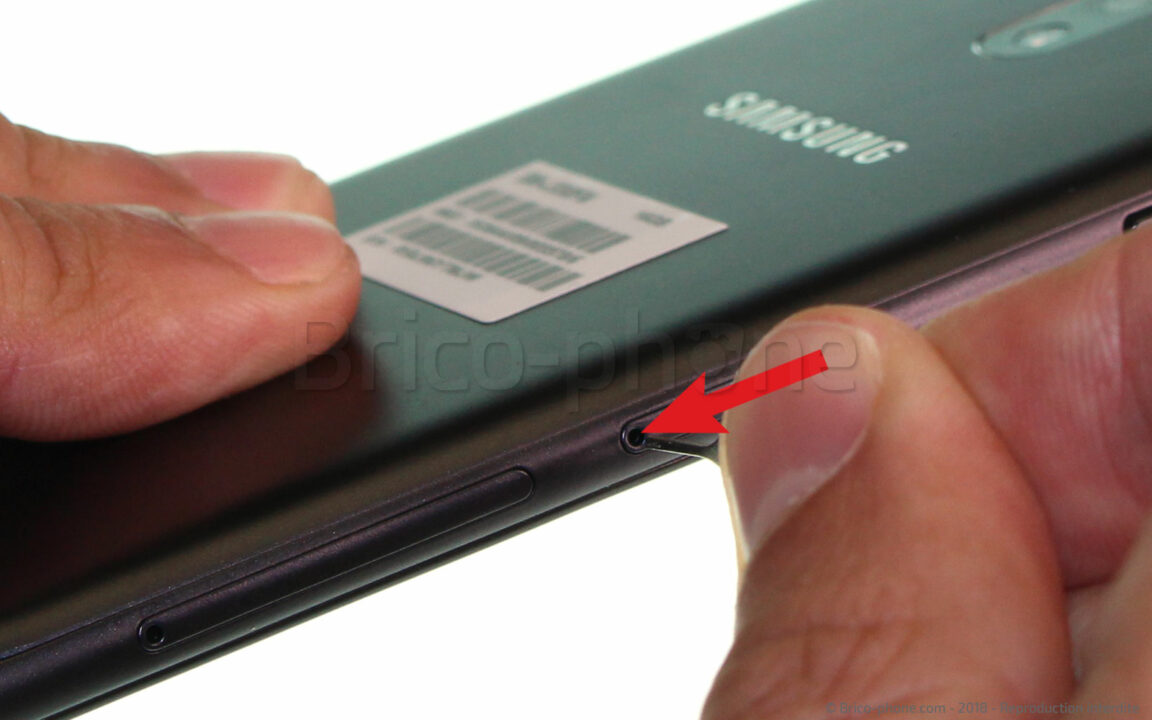 Comment retirer la batterie du téléphone portable Huawei ?