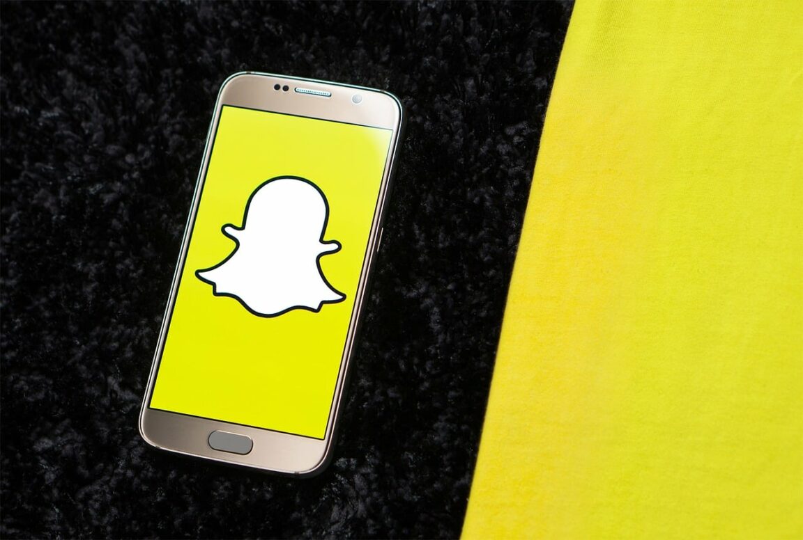 Comment savoir qui regarde mon profil Snapchat ?