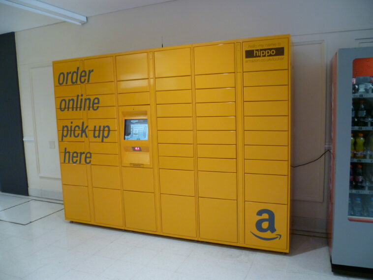 Do you need ID for Amazon locker?