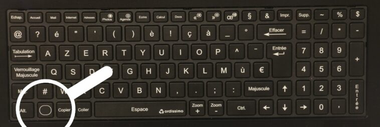 Où se trouve la touche HOME sur le clavier ?