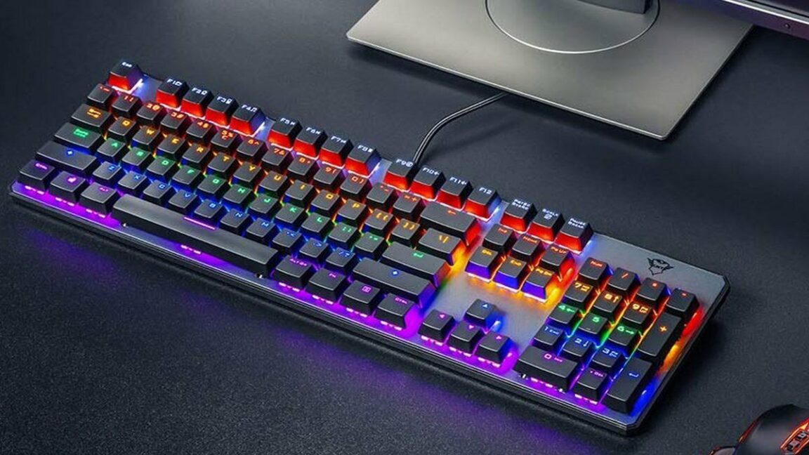 Quel est le meilleur clavier souris pour PS4 ?